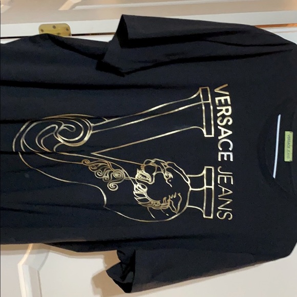 Versace Other - Versace t shirt